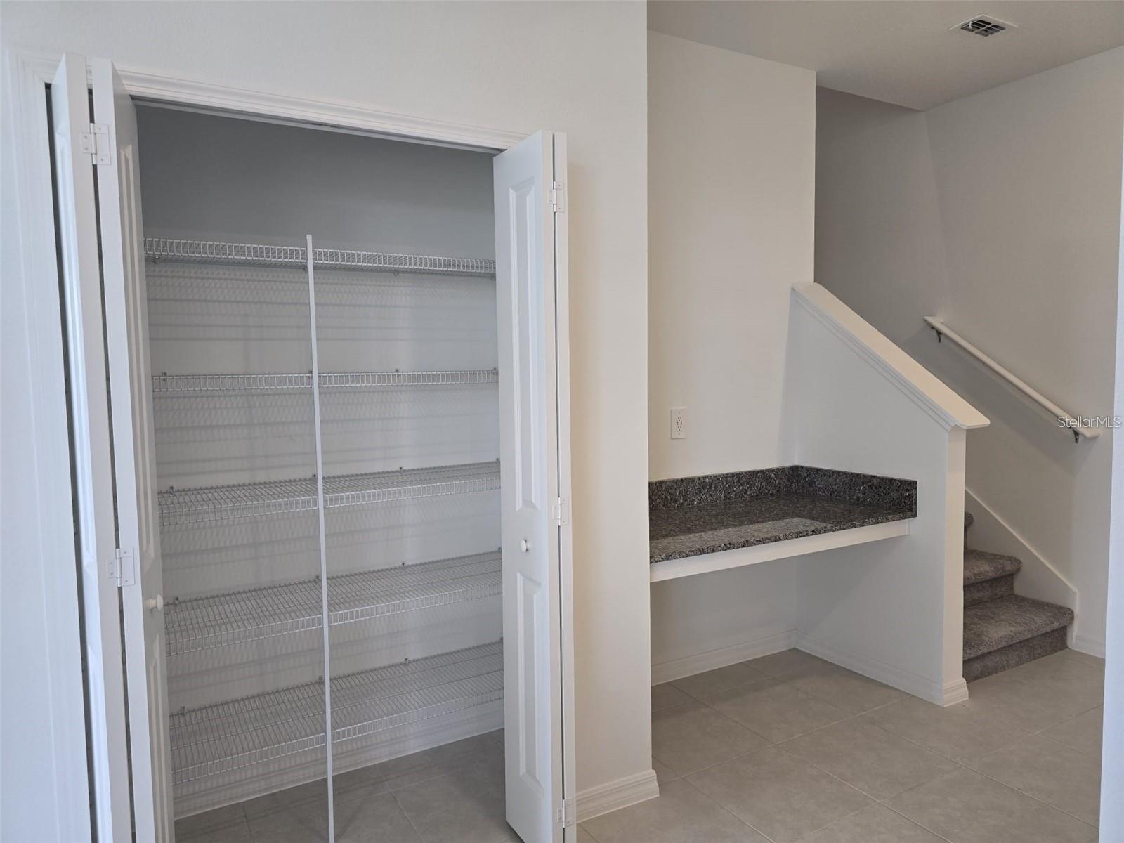 STONEGATE PRESERVE PH III - Residential Lease