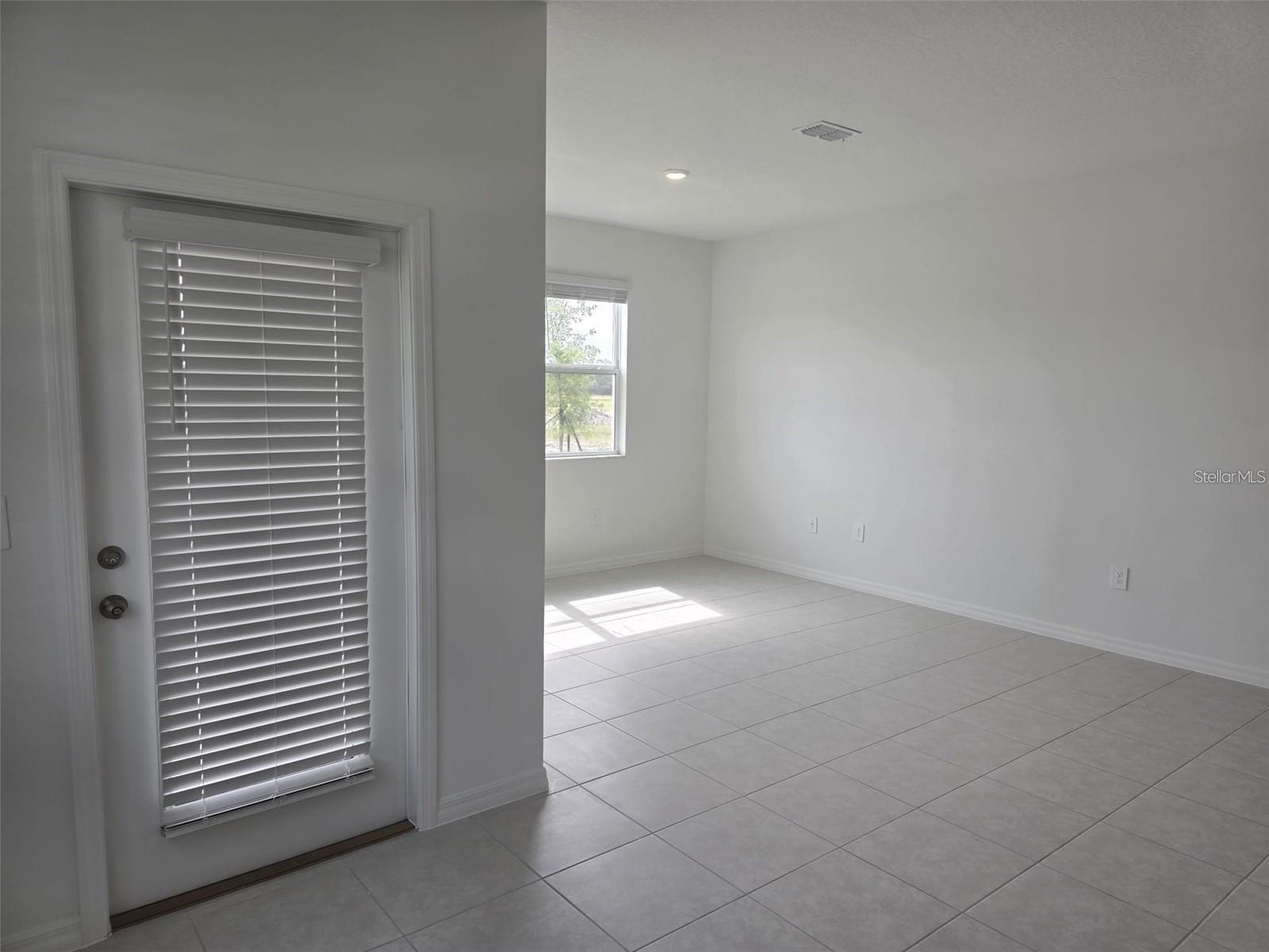 STONEGATE PRESERVE PH III - Residential Lease