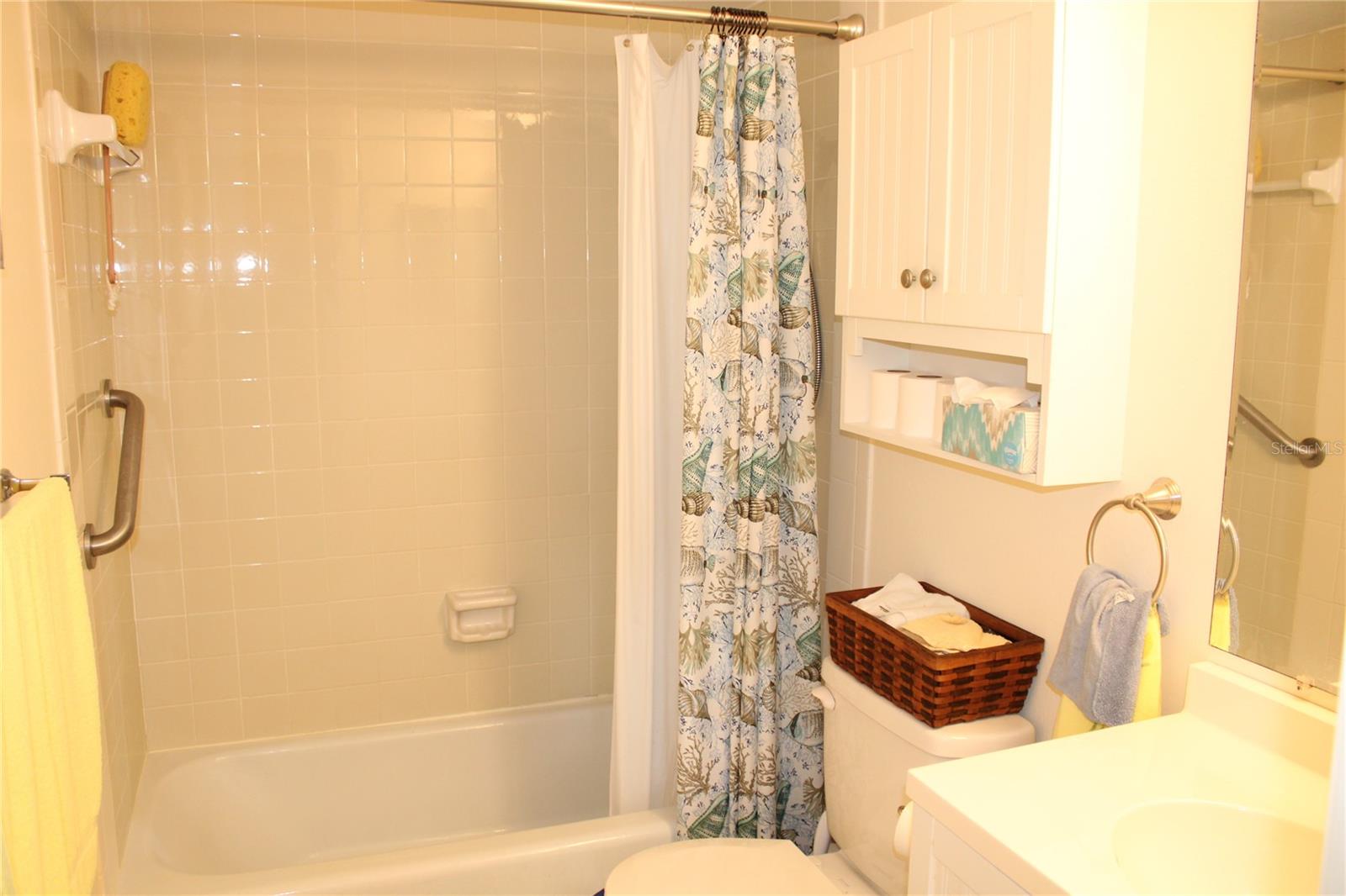 LAKEVIEW OF LARGO - Residential