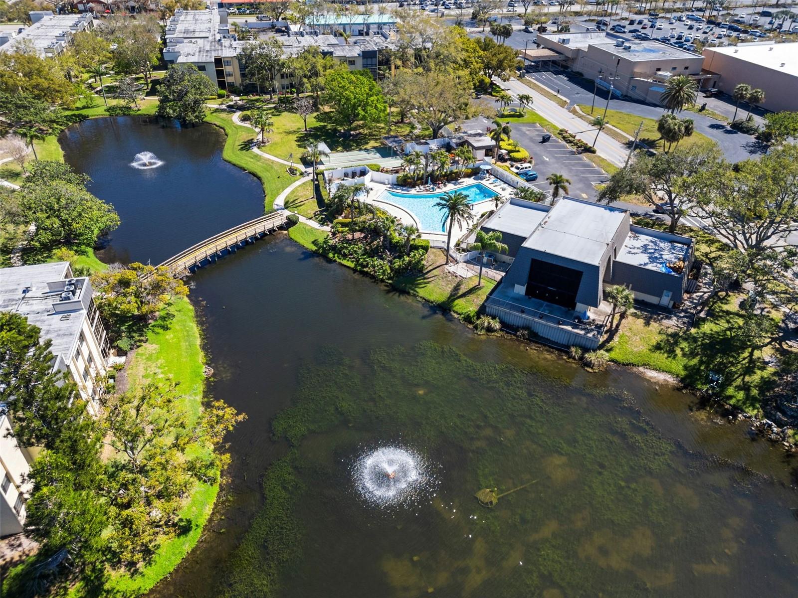 LAKEVIEW OF LARGO - Residential