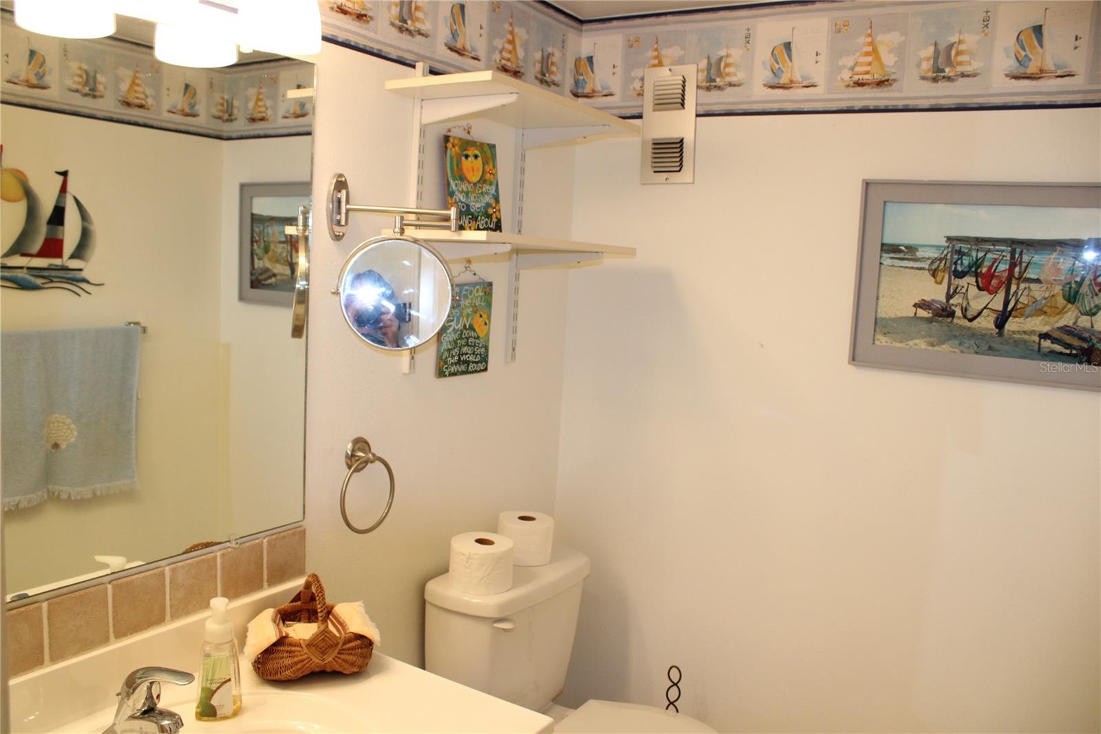 LAKEVIEW OF LARGO - Residential