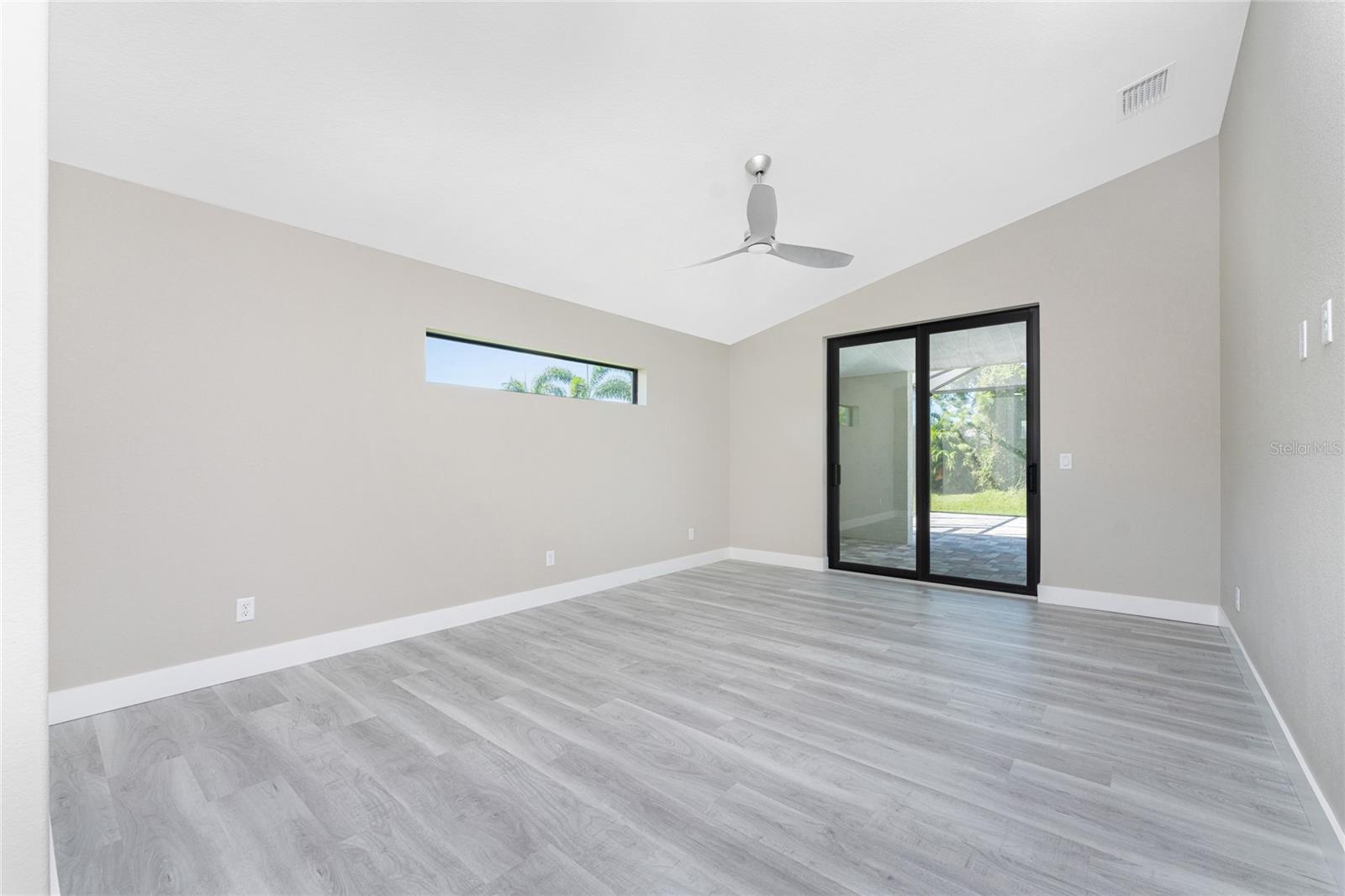 ROTONDA WEST BROADMOOR - Residential