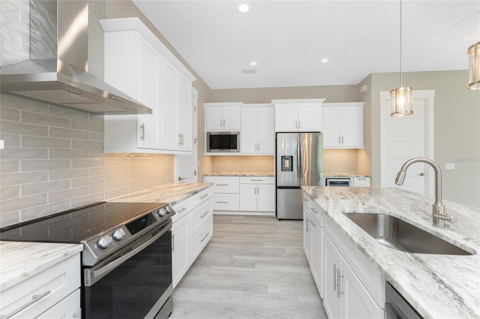 ROTONDA WEST BROADMOOR - Residential
