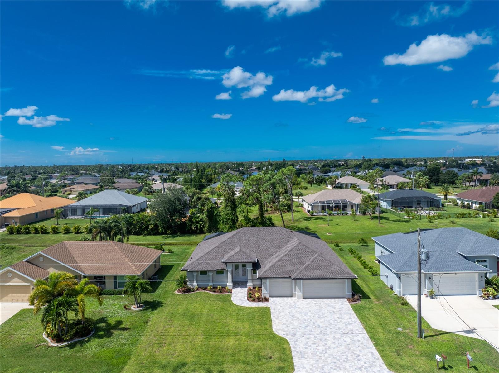ROTONDA WEST BROADMOOR - Residential