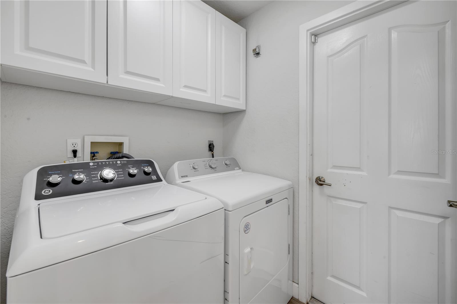 INLET SHORES - Residential