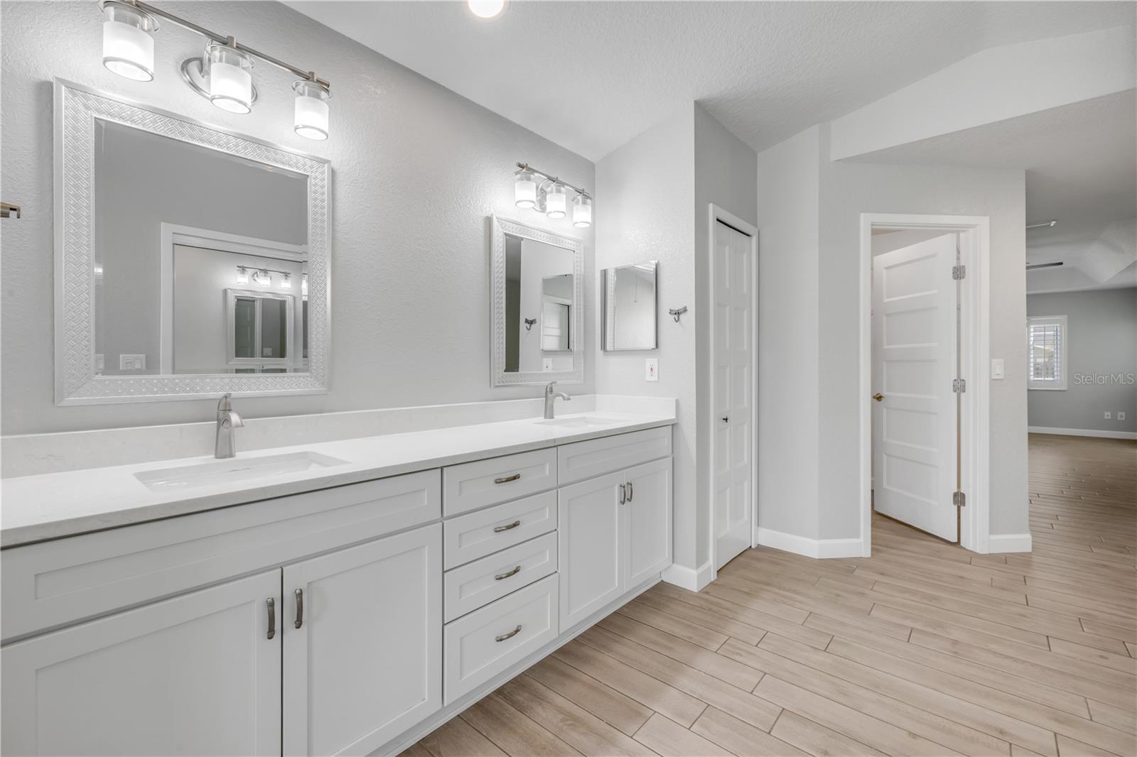 INLET SHORES - Residential