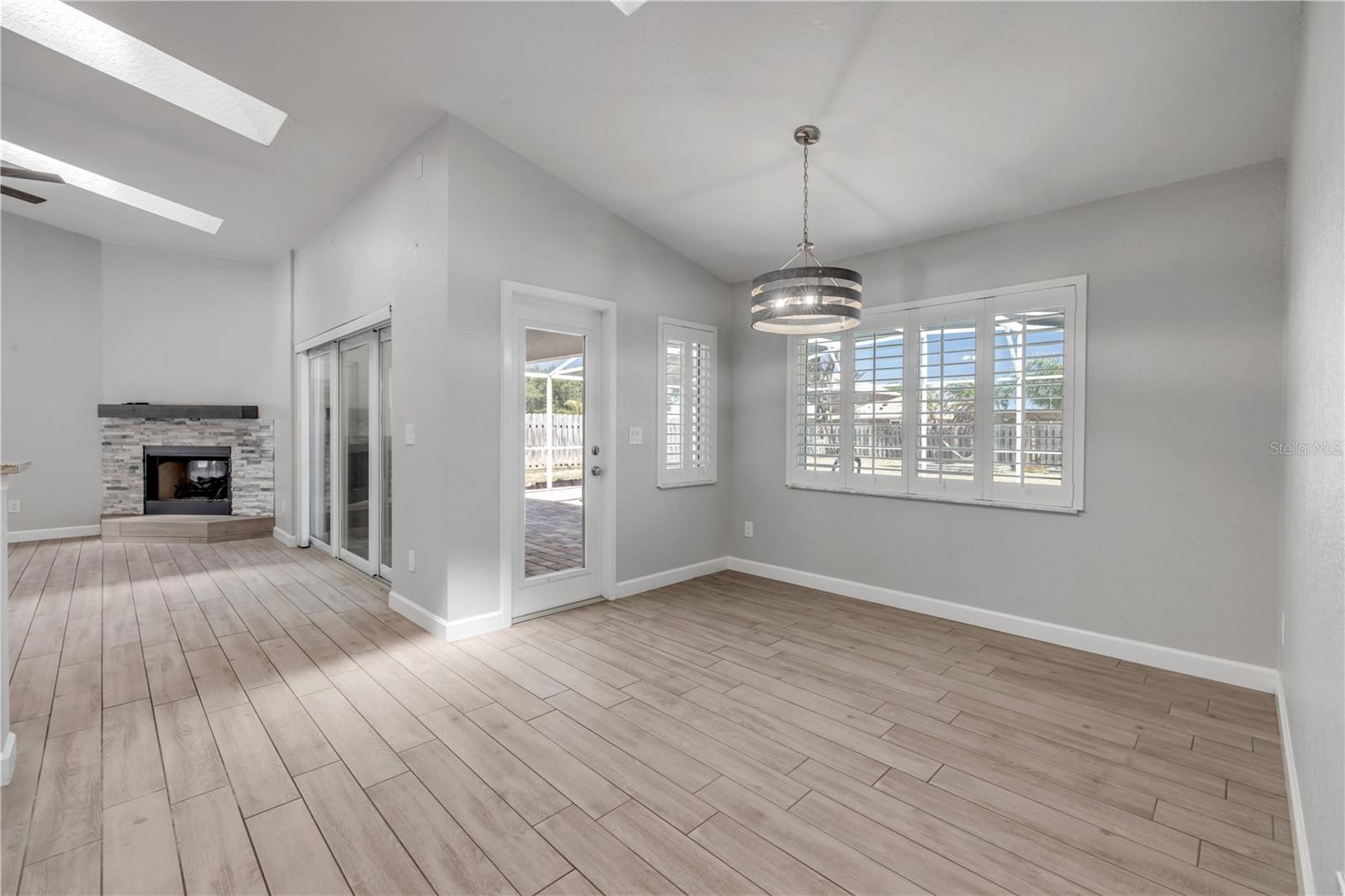 INLET SHORES - Residential