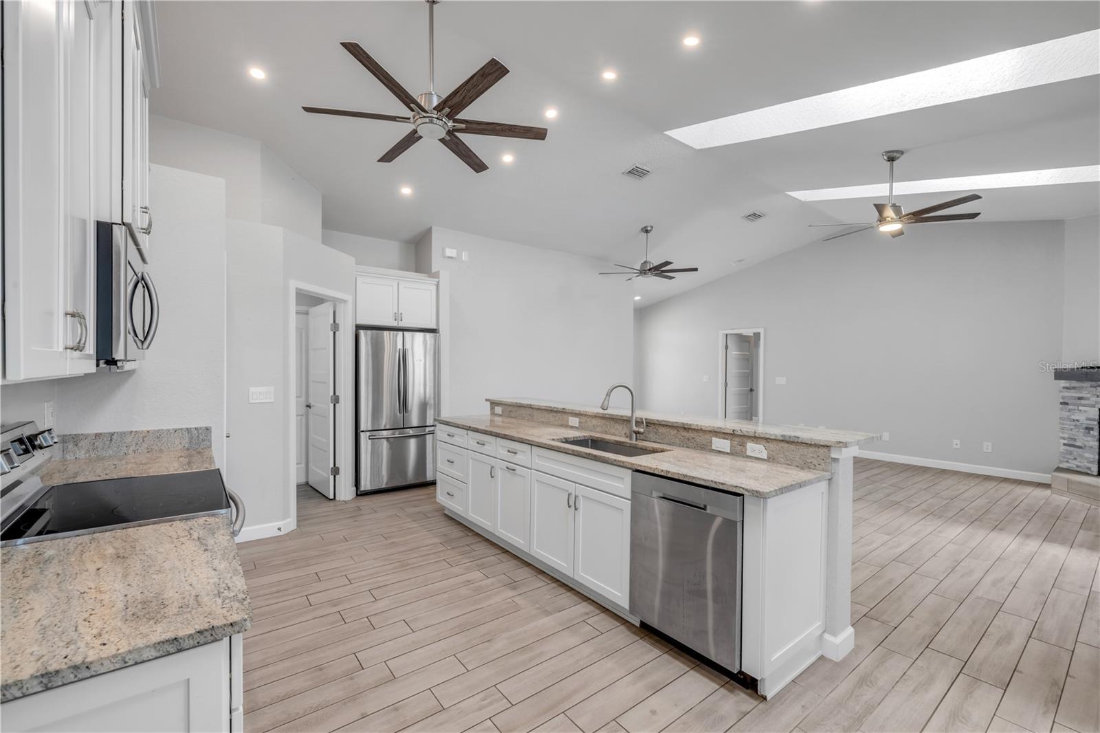 INLET SHORES - Residential