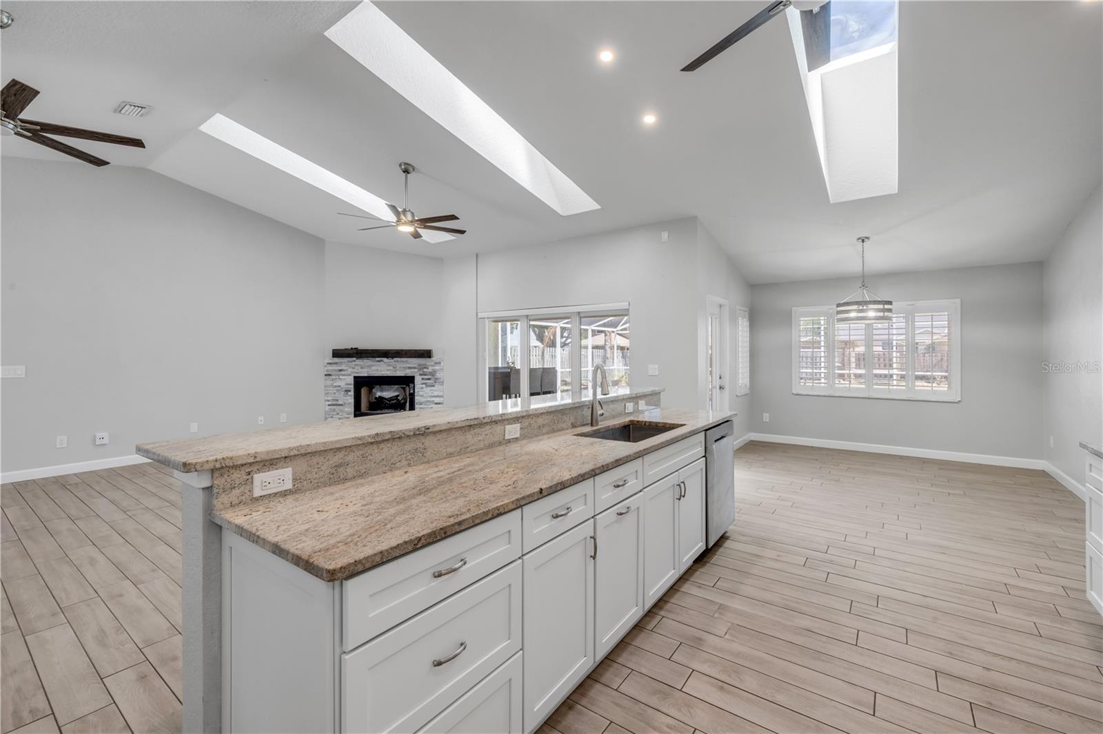 INLET SHORES - Residential