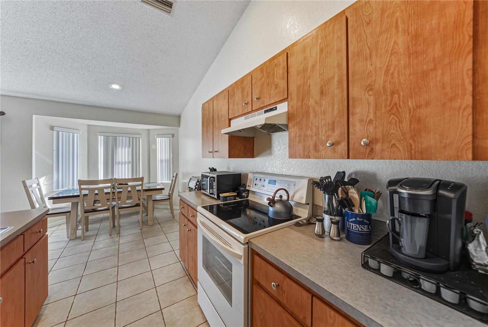 SUMMER OAKS PH 02 - Residential