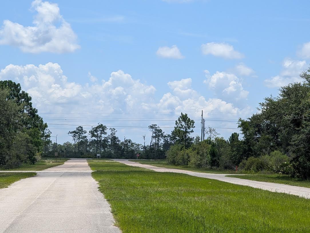 INDIAN LAKE ESTATES - Land