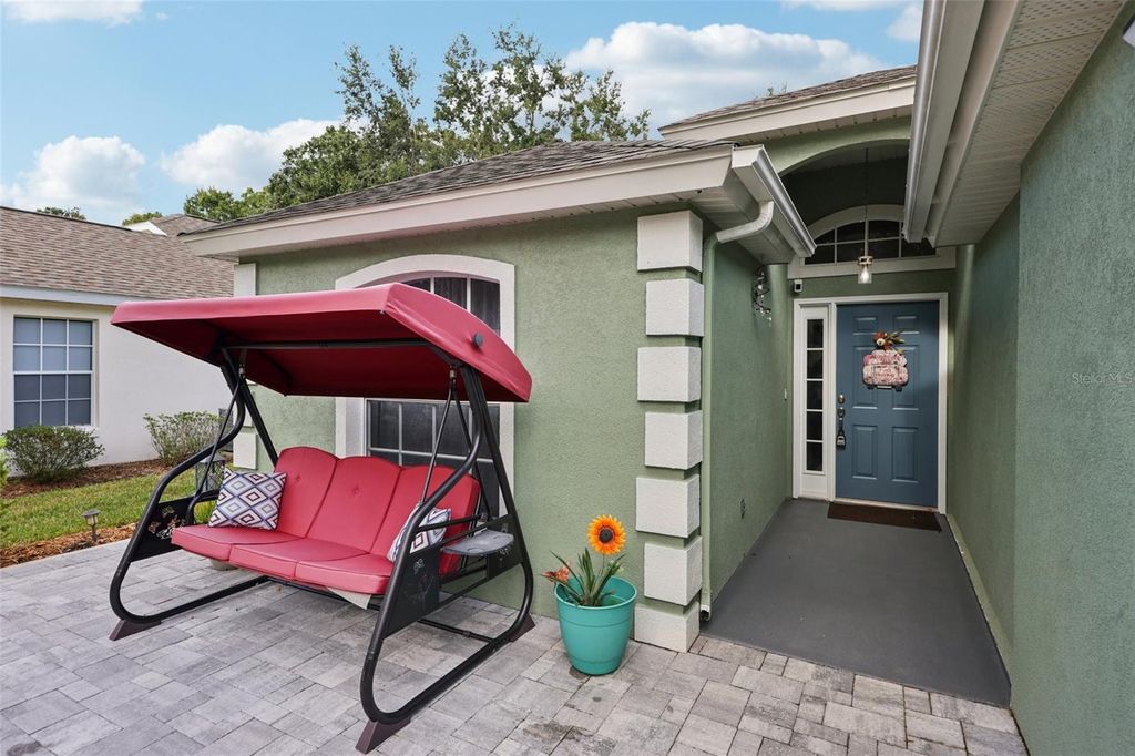 Photo of 317 Baytree Boulevard, Tavares, FL 32778 (MLS # G5102925)
