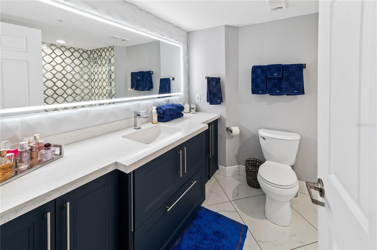 DAYTONA BEACH RESORT & CONF CENTER - Residential