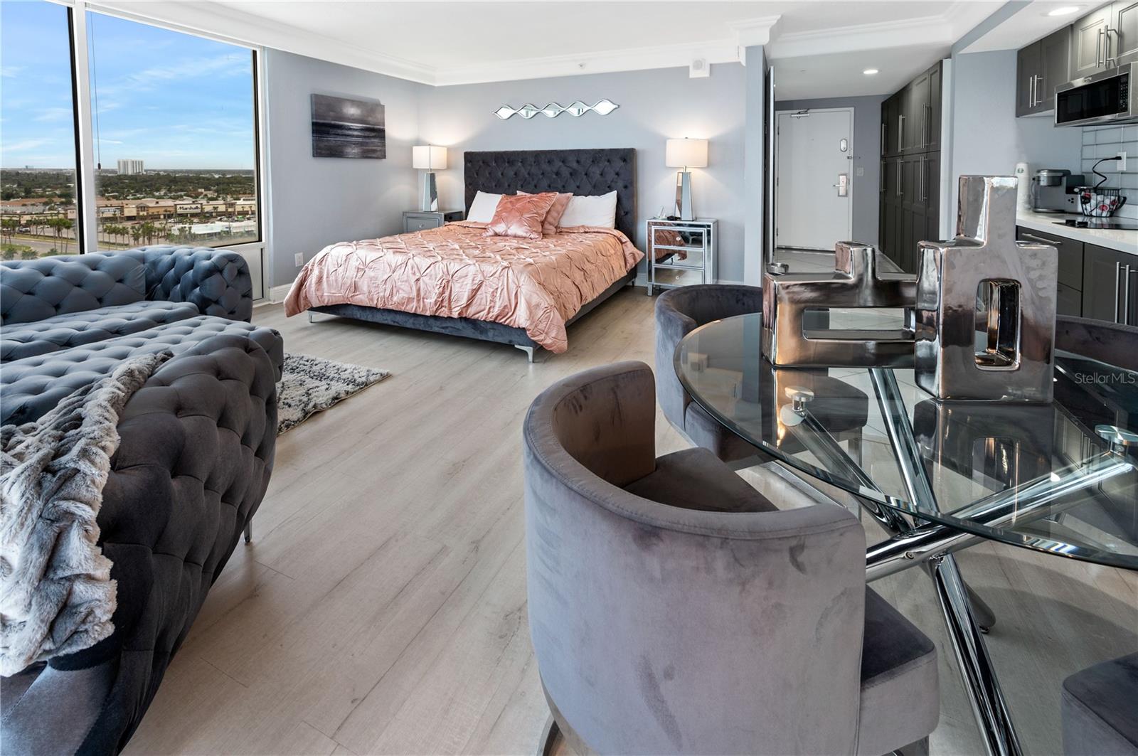 DAYTONA BEACH RESORT & CONF CENTER - Residential