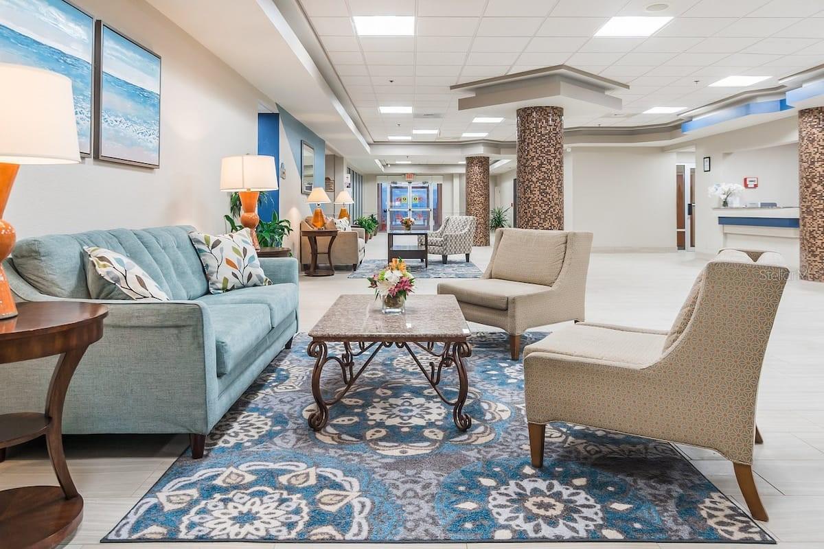 DAYTONA BEACH RESORT & CONF CENTER - Residential