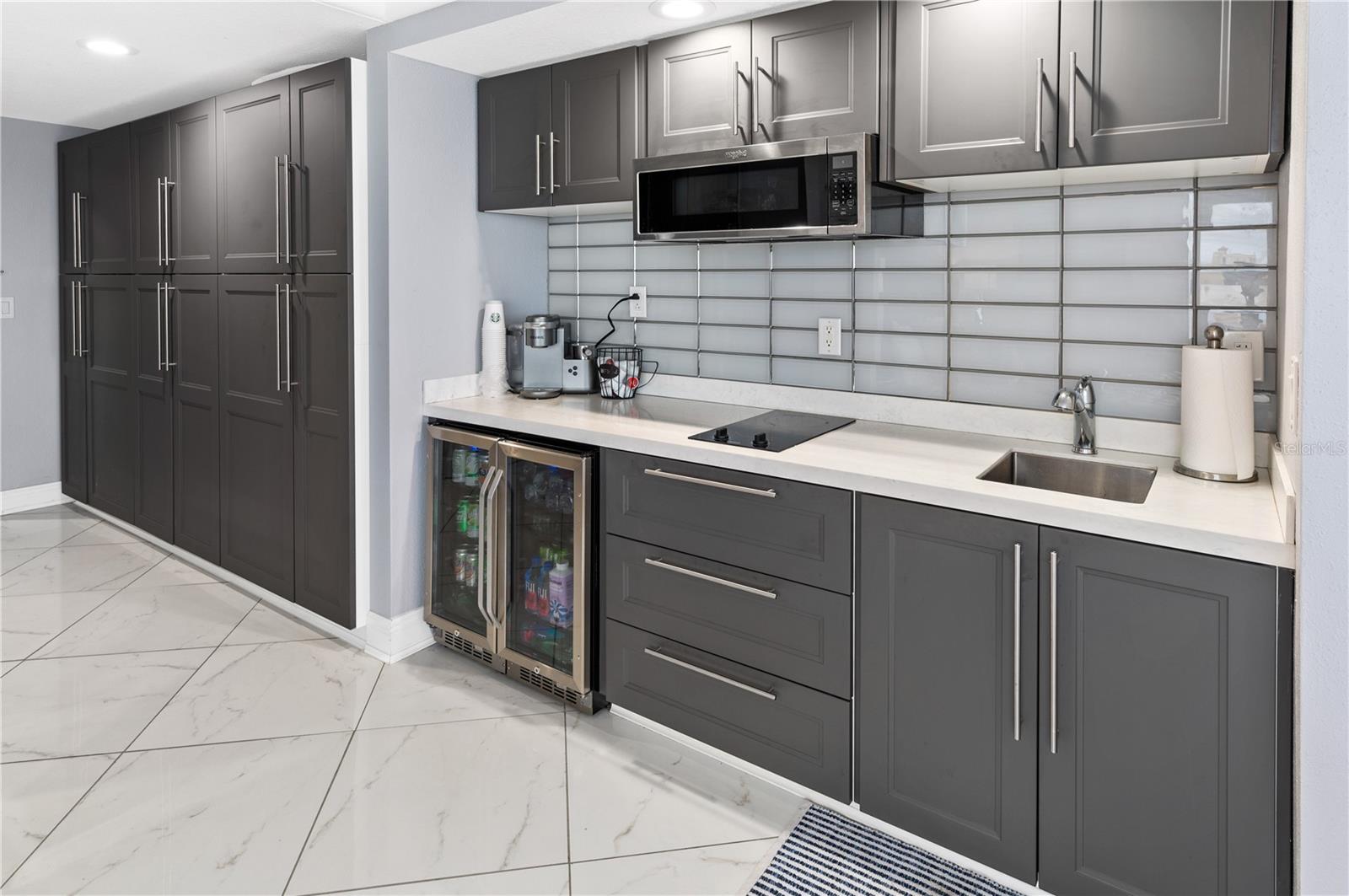 DAYTONA BEACH RESORT & CONF CENTER - Residential