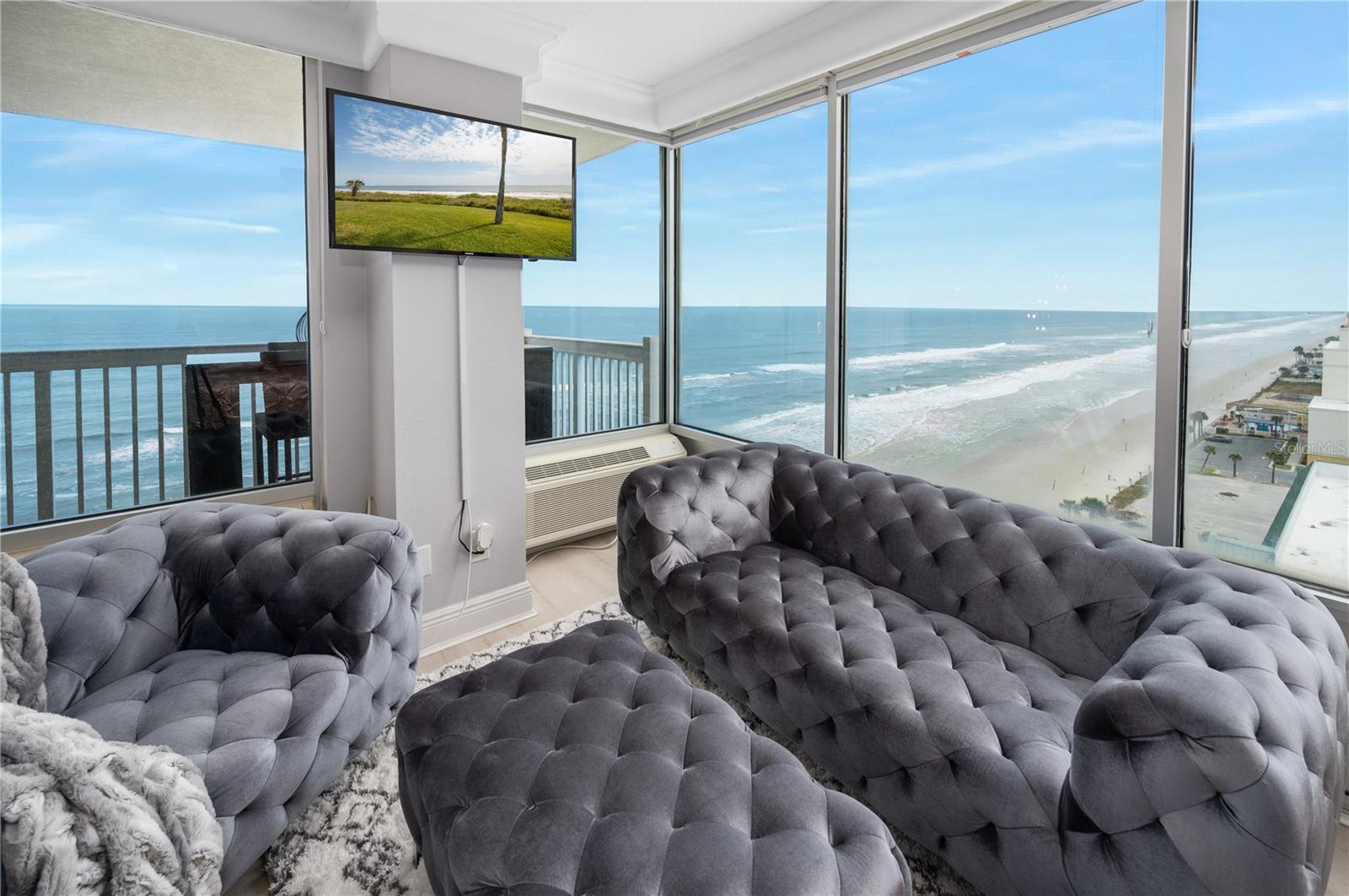 DAYTONA BEACH RESORT & CONF CENTER - Residential