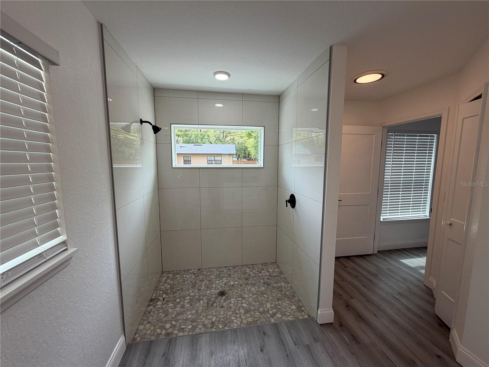 HOLDEN REAL ESTATE COMPANYS ADD - Residential