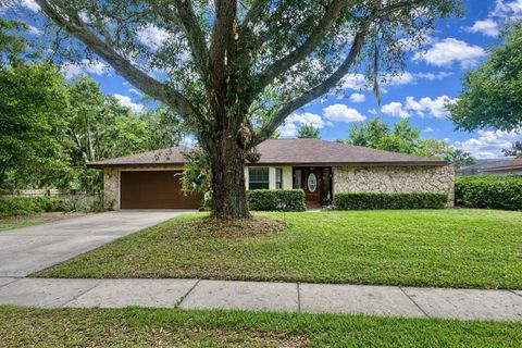 Photo of 232 College Grove Circle NE, Winter Haven, FL 33881 (MLS # L4960890)