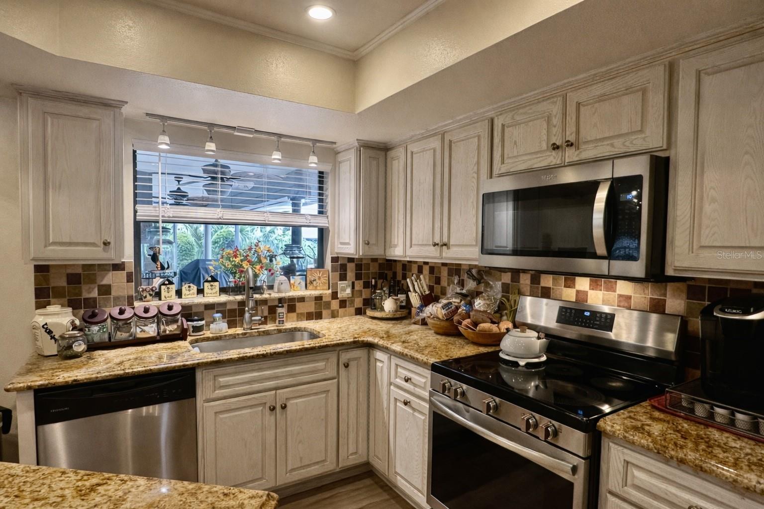 COLLEGE GROVE REP - Residential