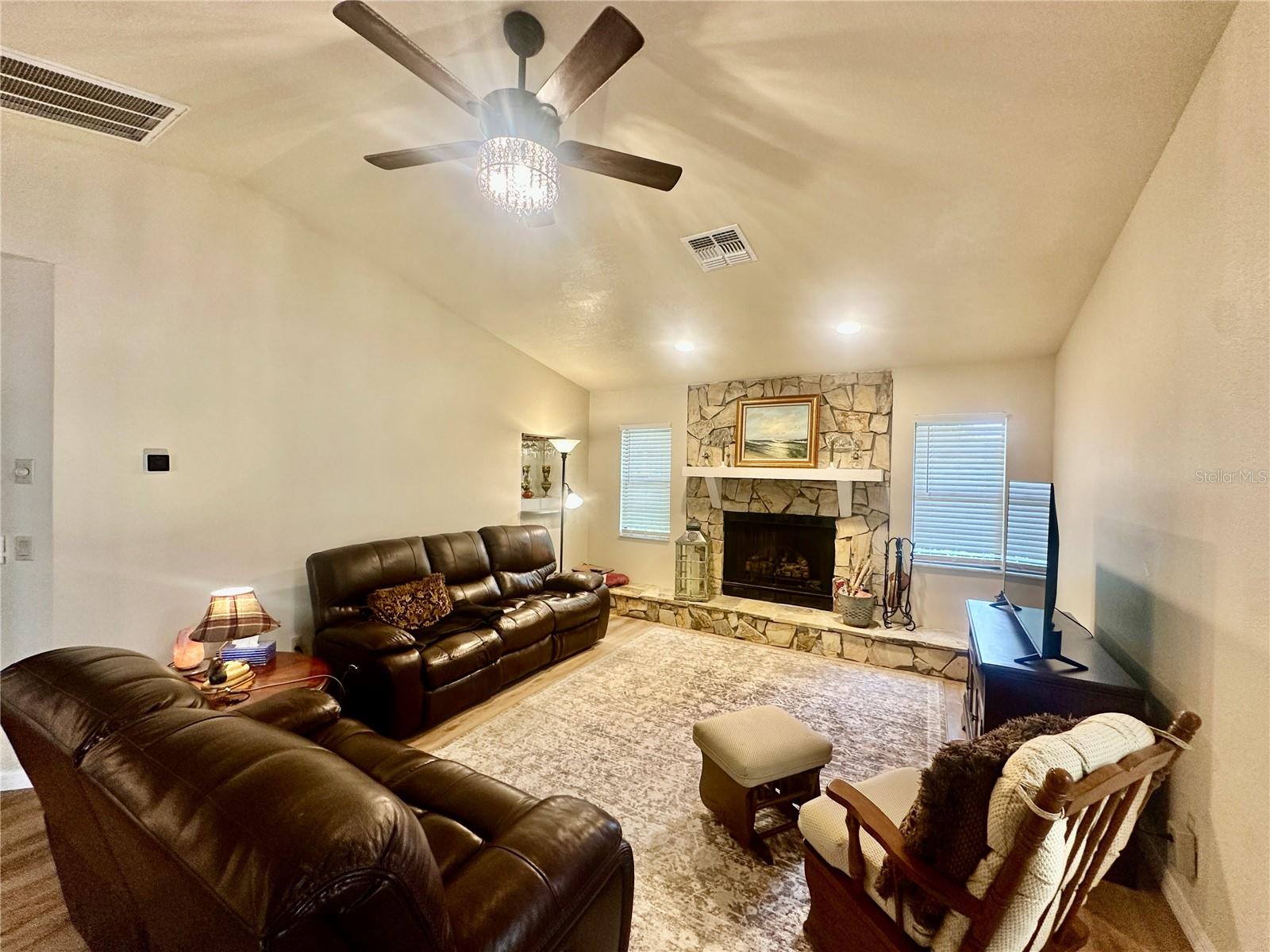 COLLEGE GROVE REP - Residential