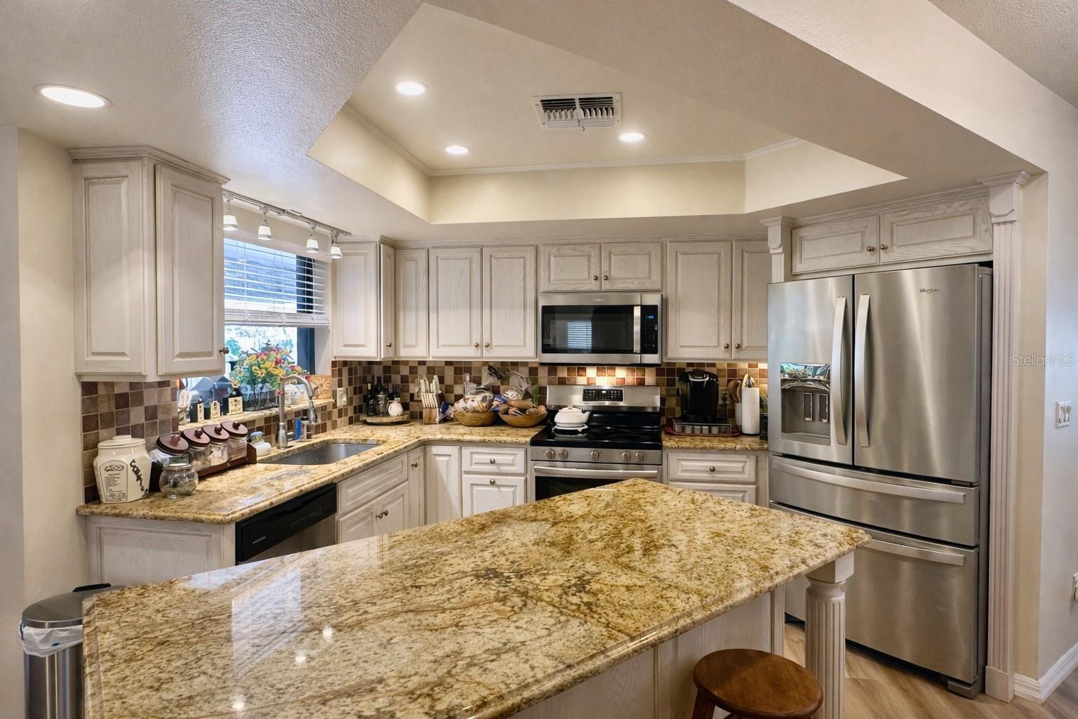 COLLEGE GROVE REP - Residential