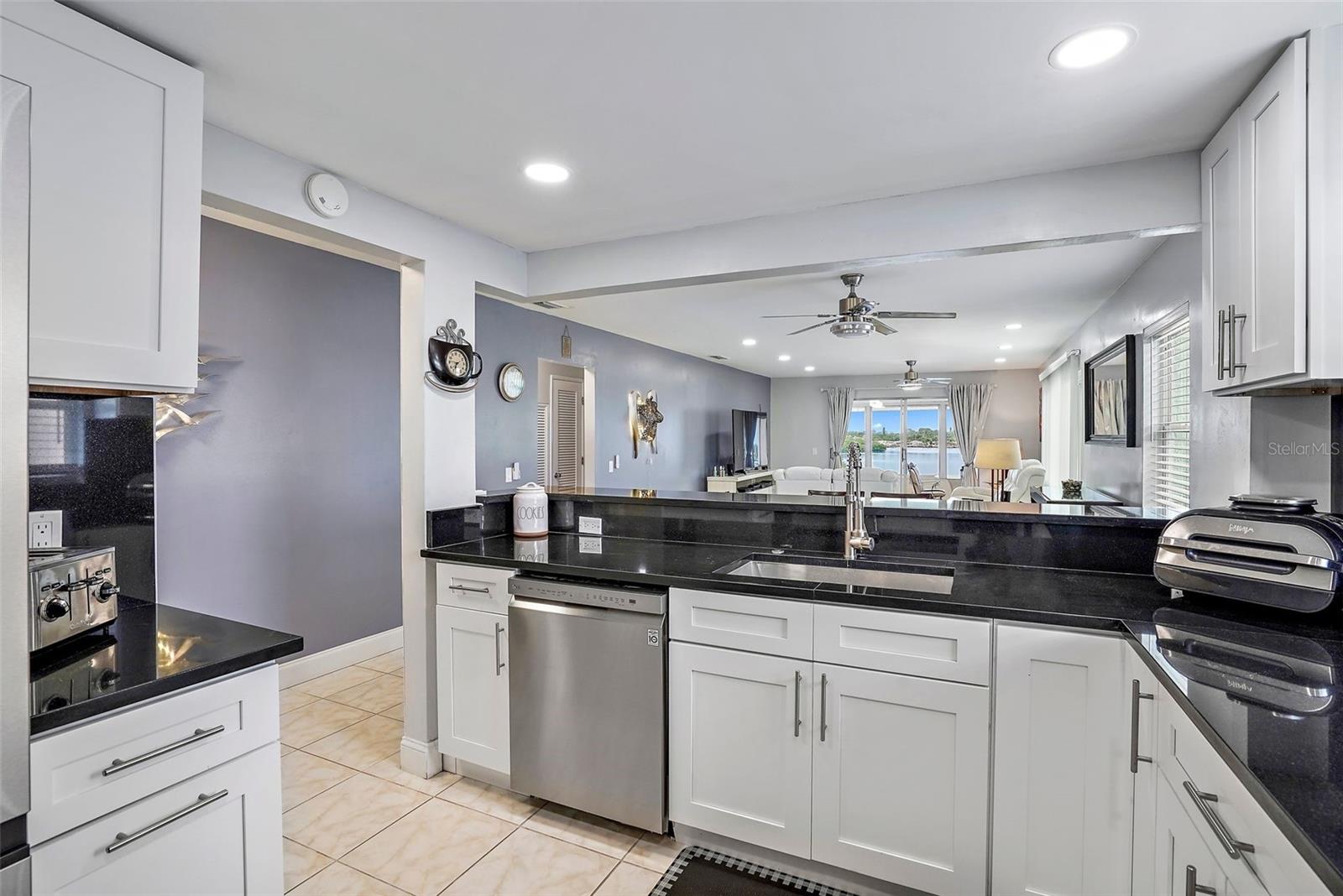 SHORE VIEW BLDG - Residential Lease