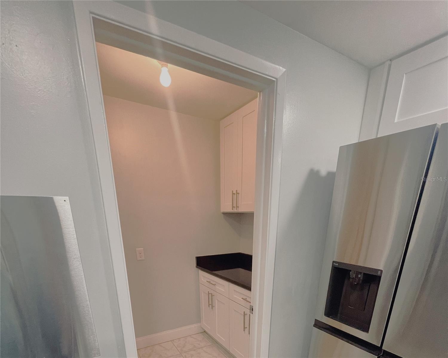 SHORE VIEW BLDG - Residential Lease