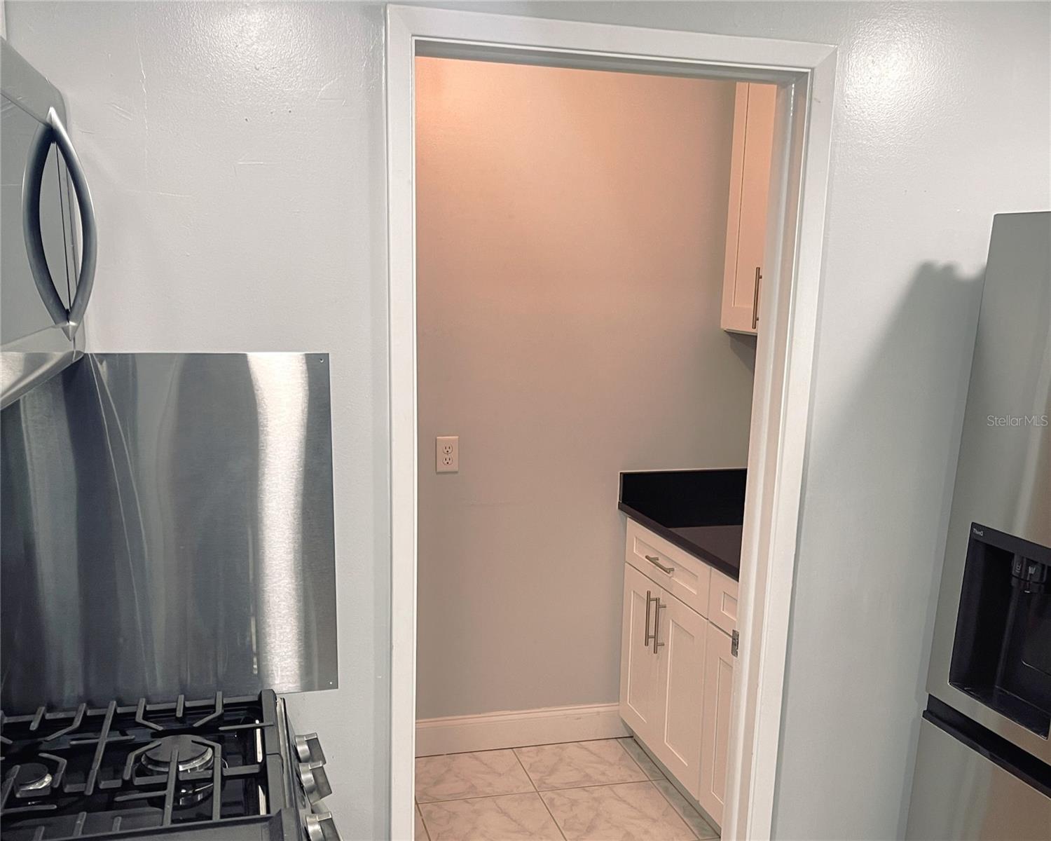 SHORE VIEW BLDG - Residential Lease