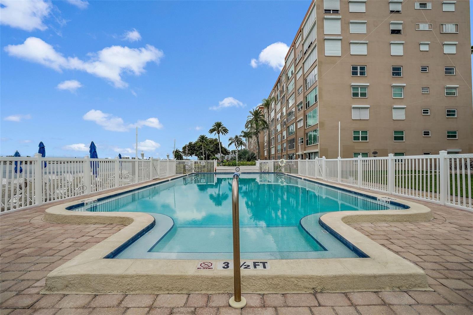 SHORE VIEW BLDG - Residential Lease