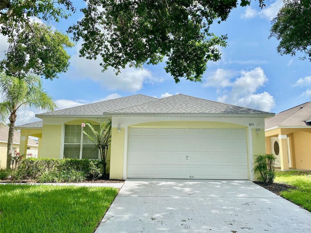 Photo of 611 Casterton Circle, Davenport, FL 33897 (MLS # S5147110)