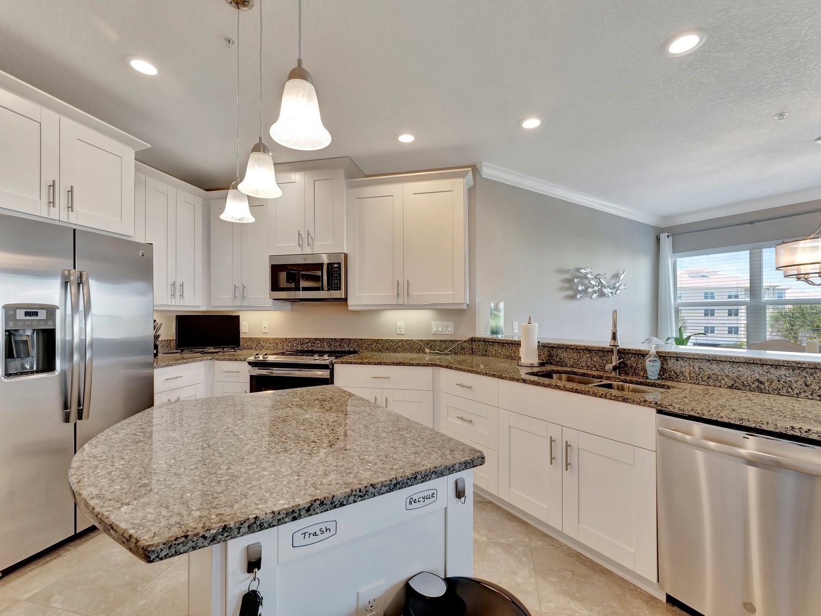 PALMA SOLA BAY CLUB PH 3 BLDG - Residential Lease