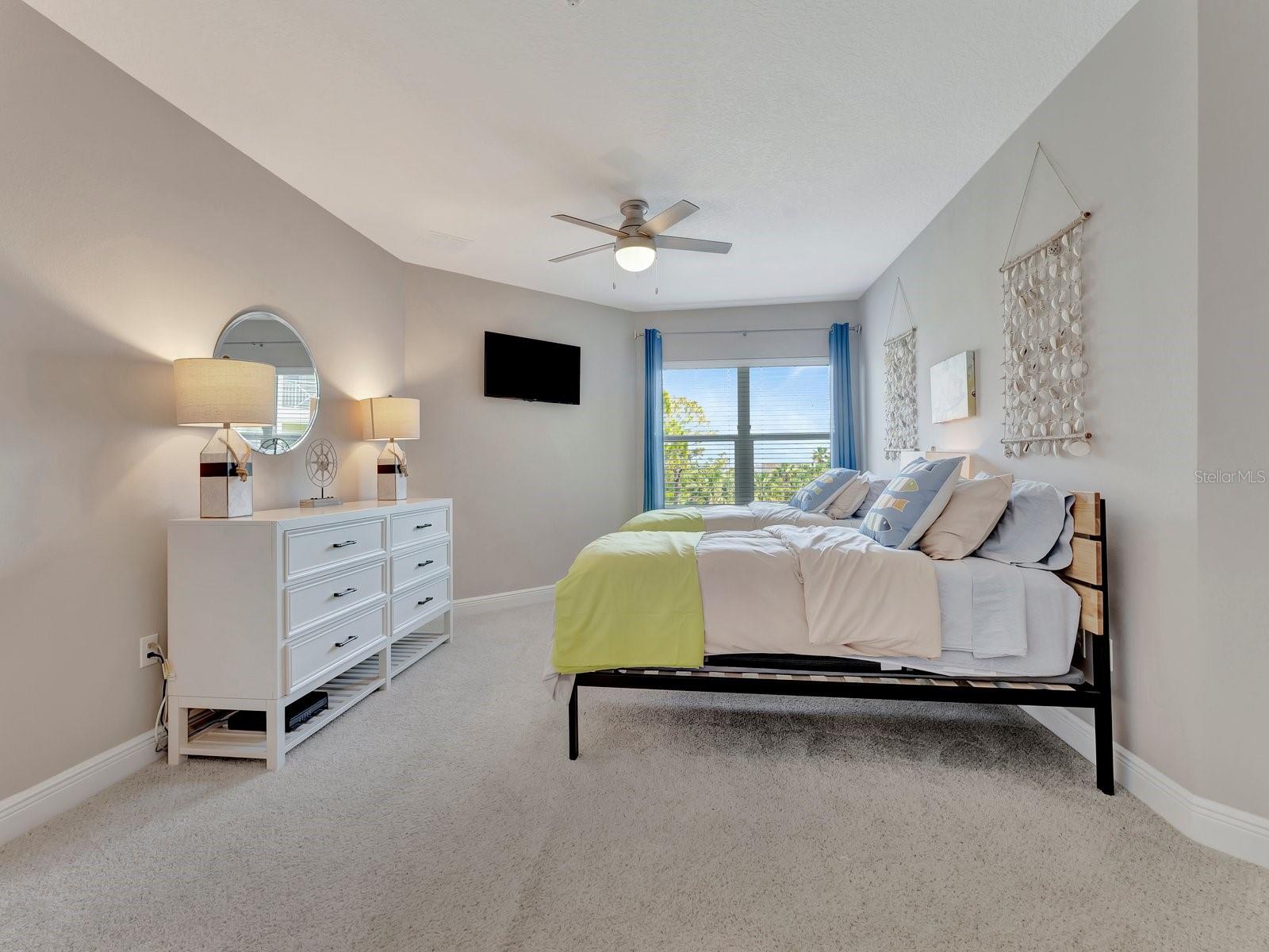 PALMA SOLA BAY CLUB PH 3 BLDG - Residential Lease