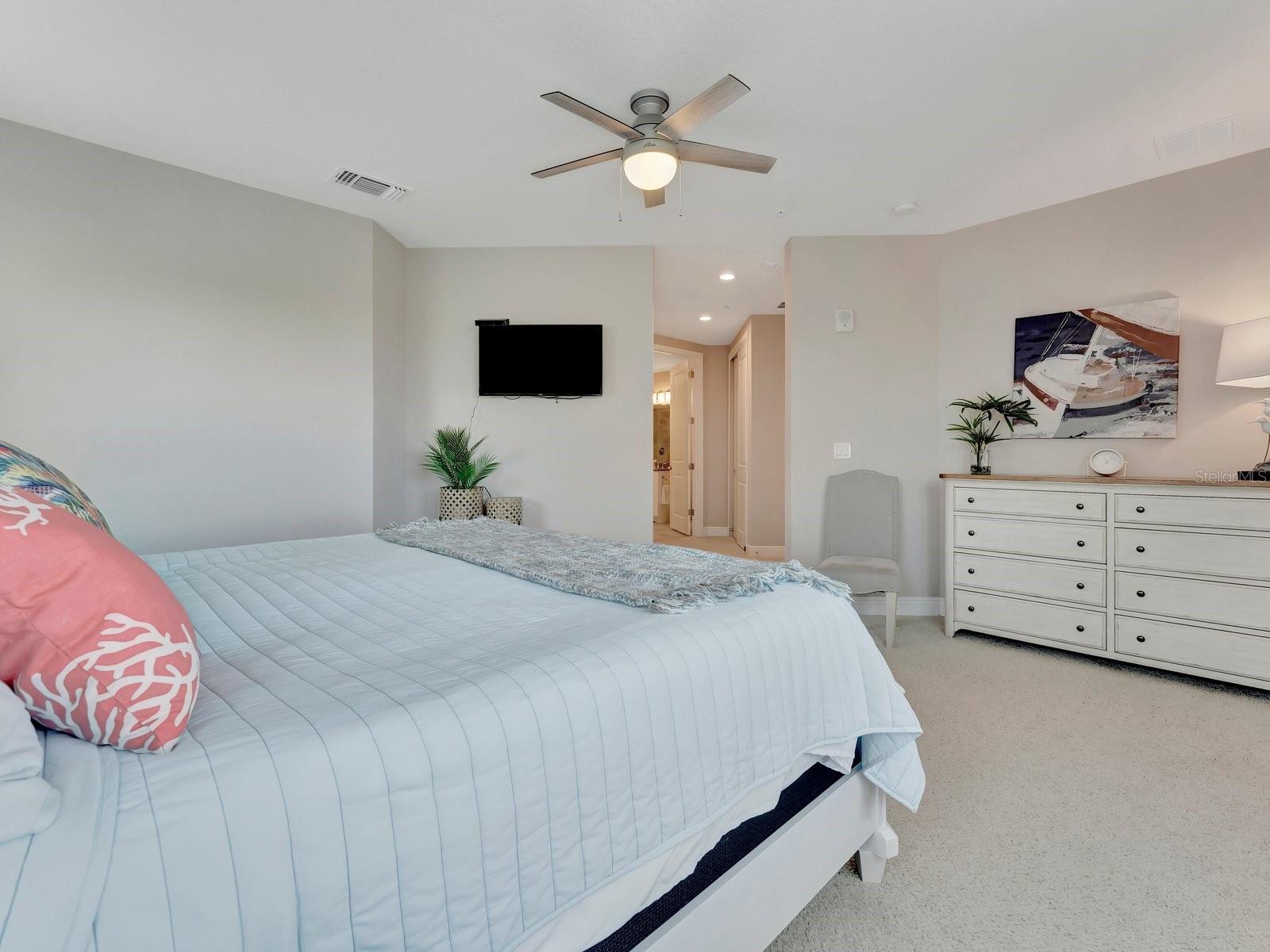 PALMA SOLA BAY CLUB PH 3 BLDG - Residential Lease