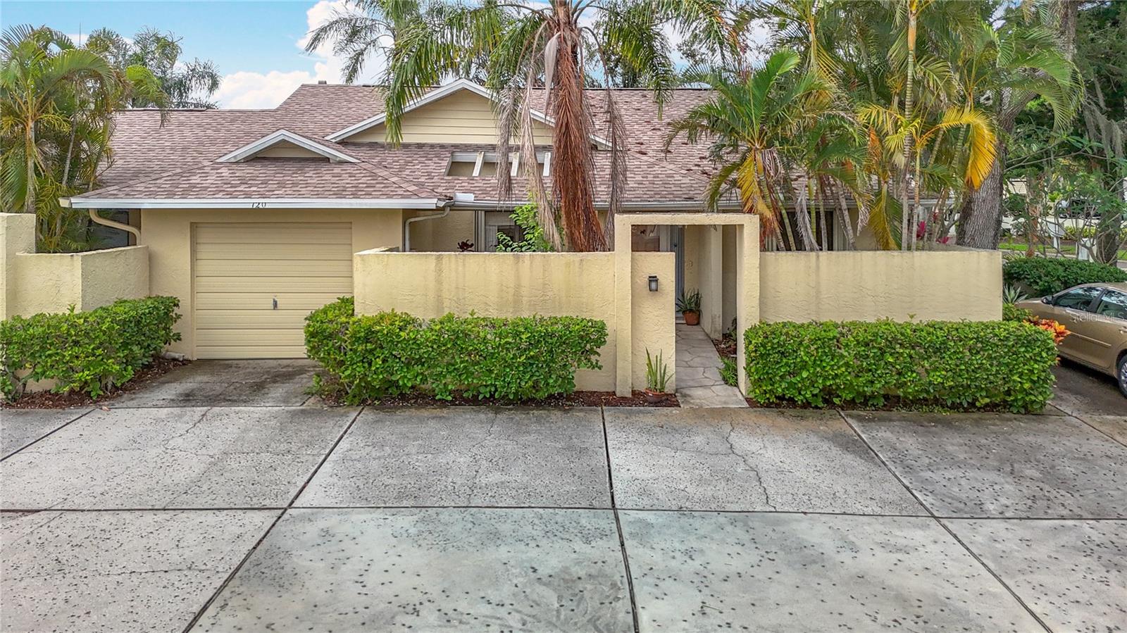 120 COLONY SOUTH DRIVE