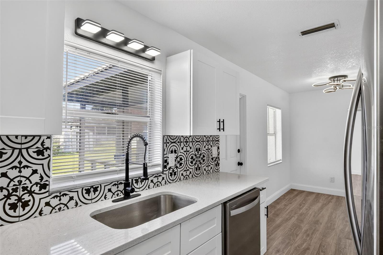 CONDEL GDNS - Residential Lease