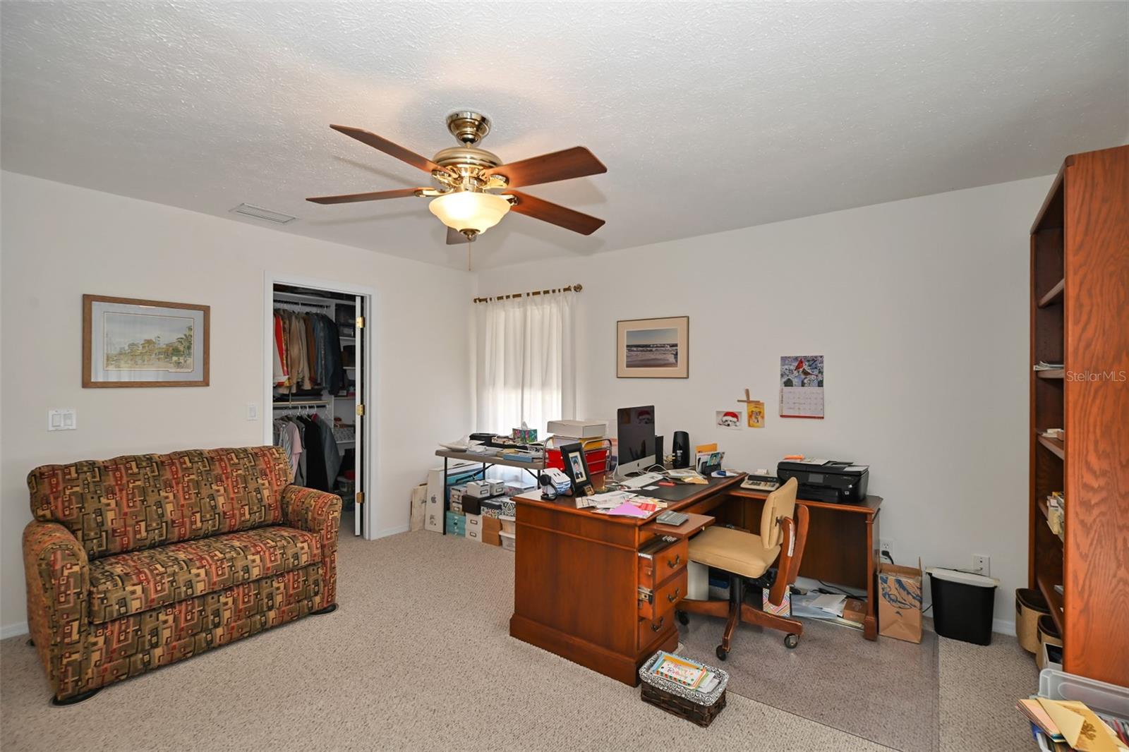 CRYSTAL GLEN - Residential