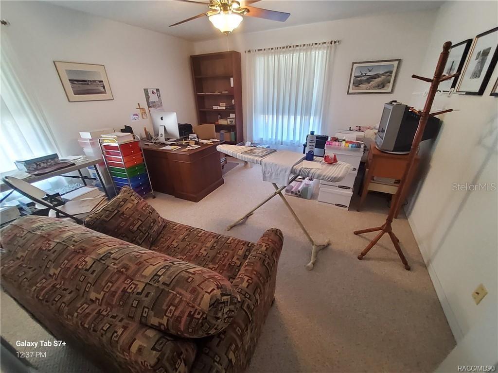 CRYSTAL GLEN - Residential