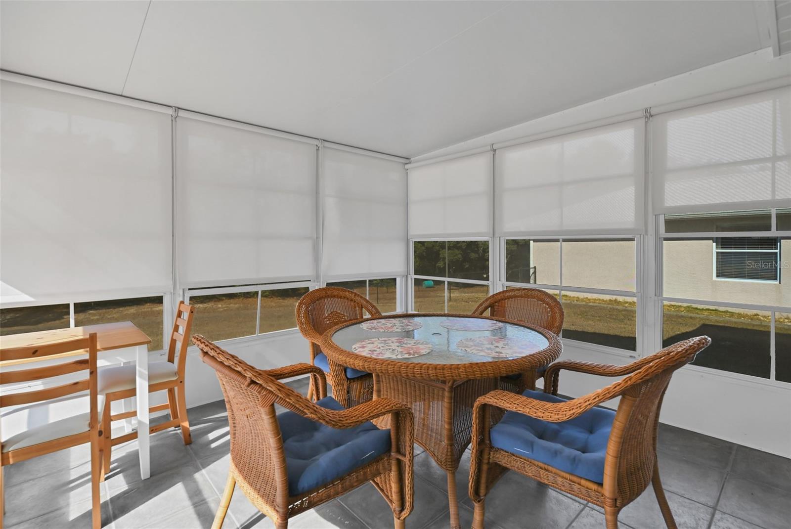 CRYSTAL GLEN - Residential