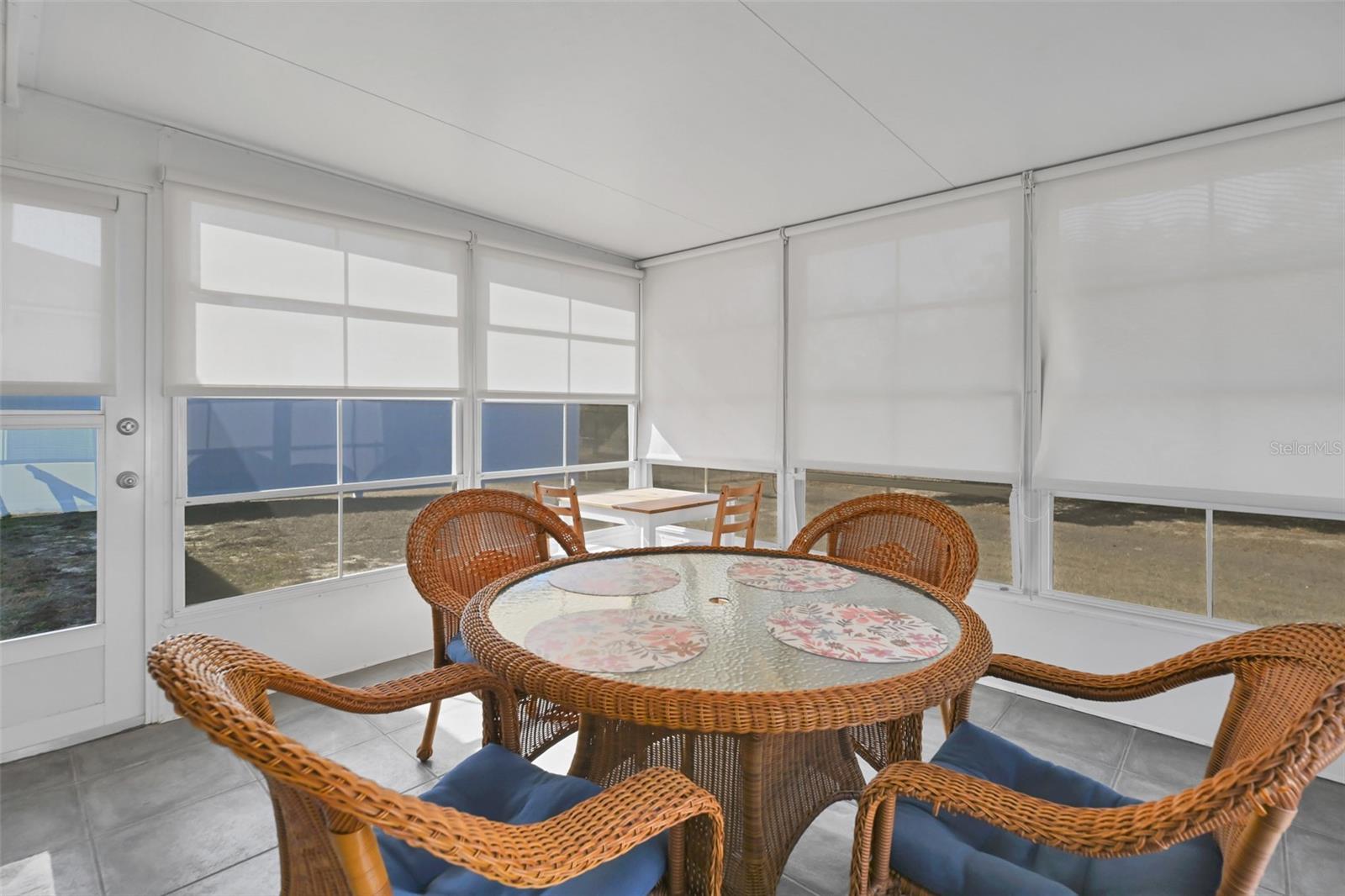 CRYSTAL GLEN - Residential