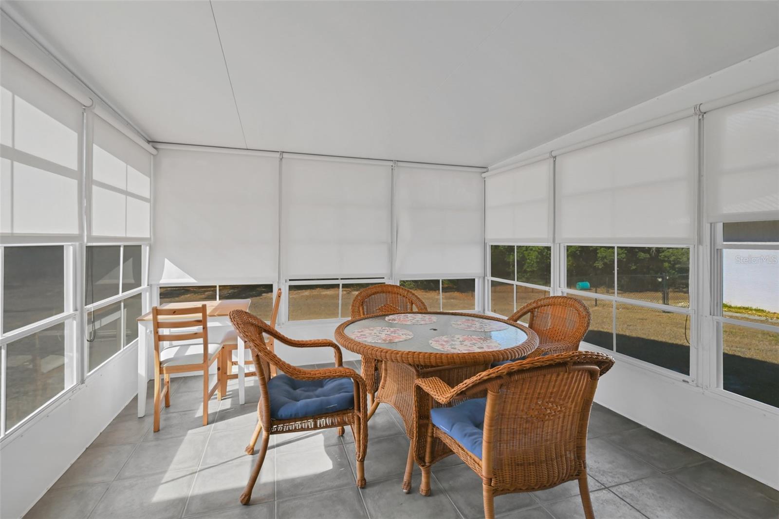 CRYSTAL GLEN - Residential