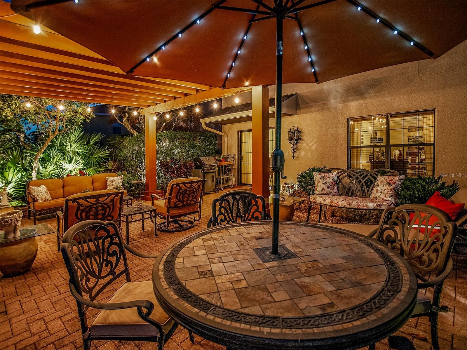 STONEYBROOK AT VENICE - Residential