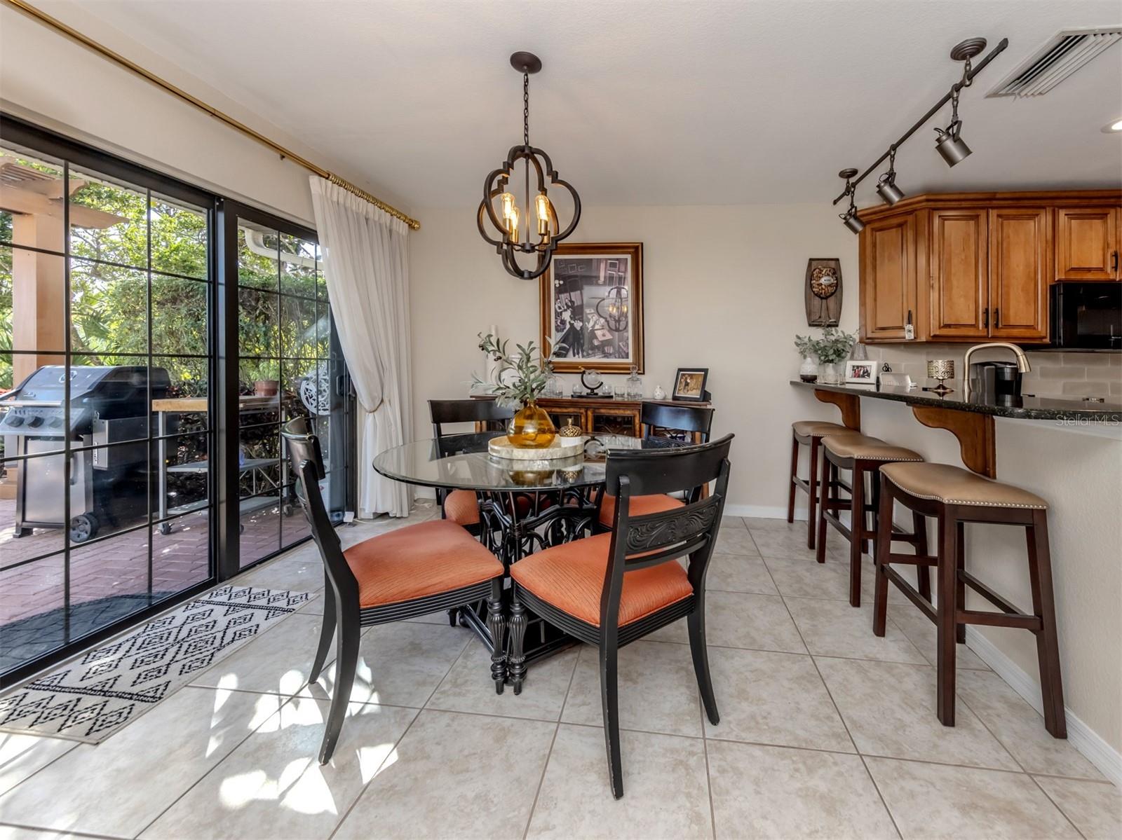 STONEYBROOK AT VENICE - Residential