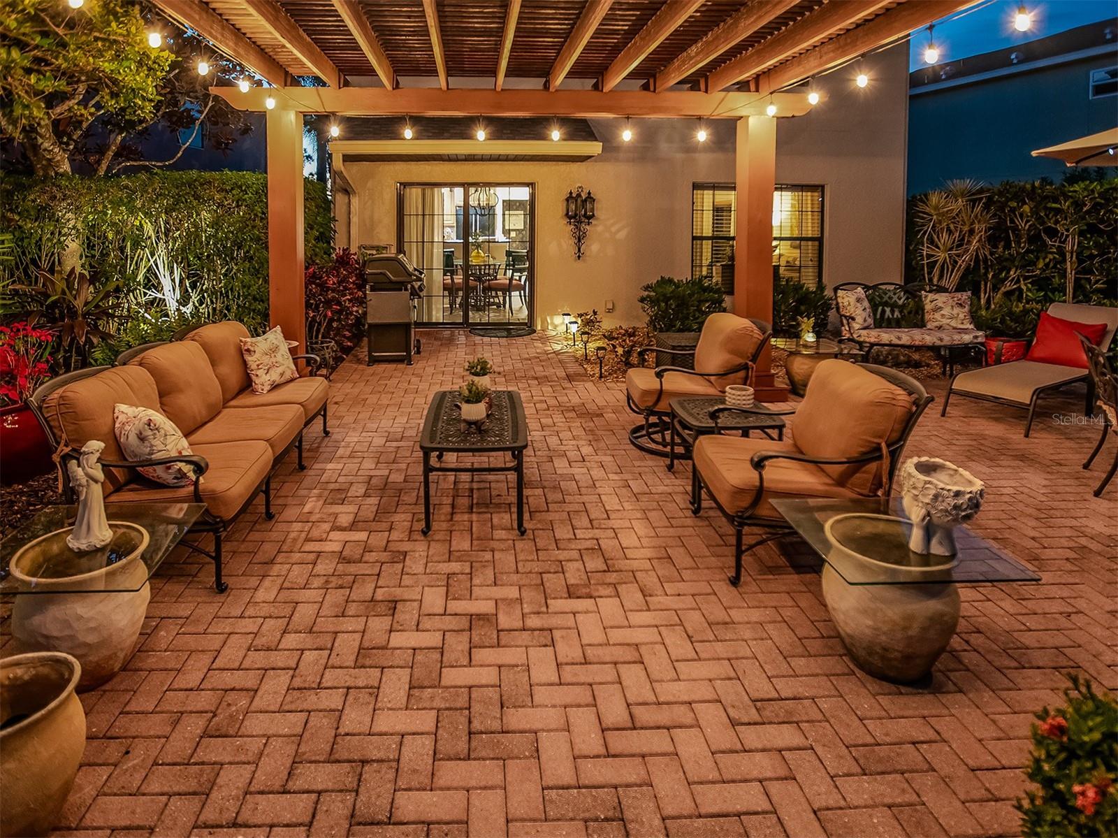 STONEYBROOK AT VENICE - Residential