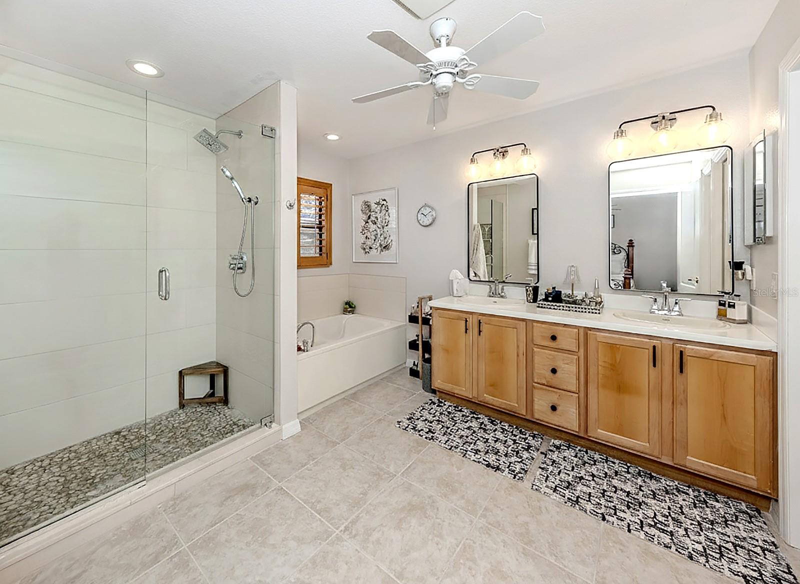 STONEYBROOK AT VENICE - Residential