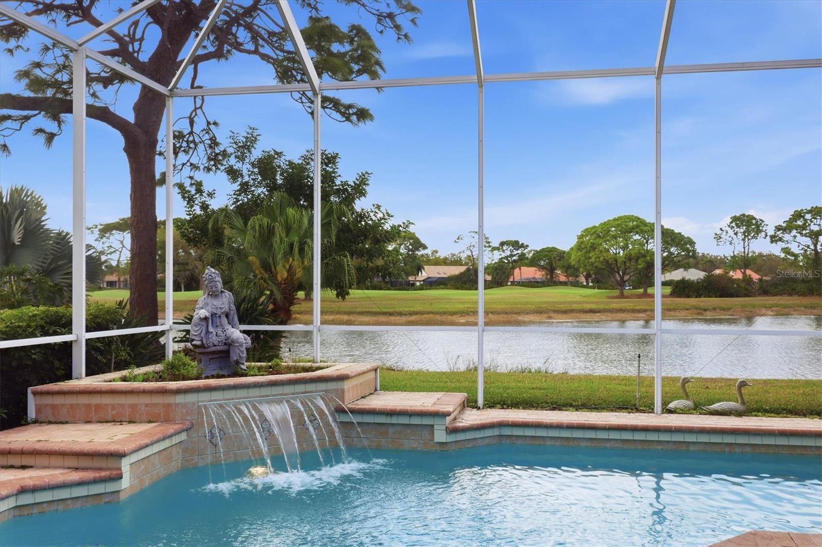 UNIVERSITY PARK COUNTRY CLUB - Residential