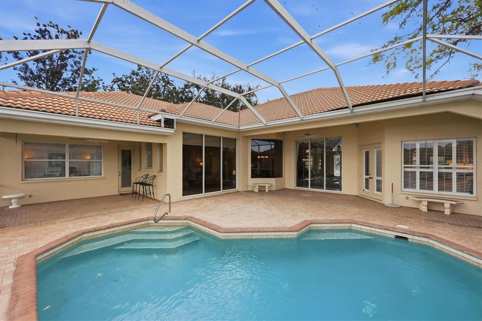 UNIVERSITY PARK COUNTRY CLUB - Residential