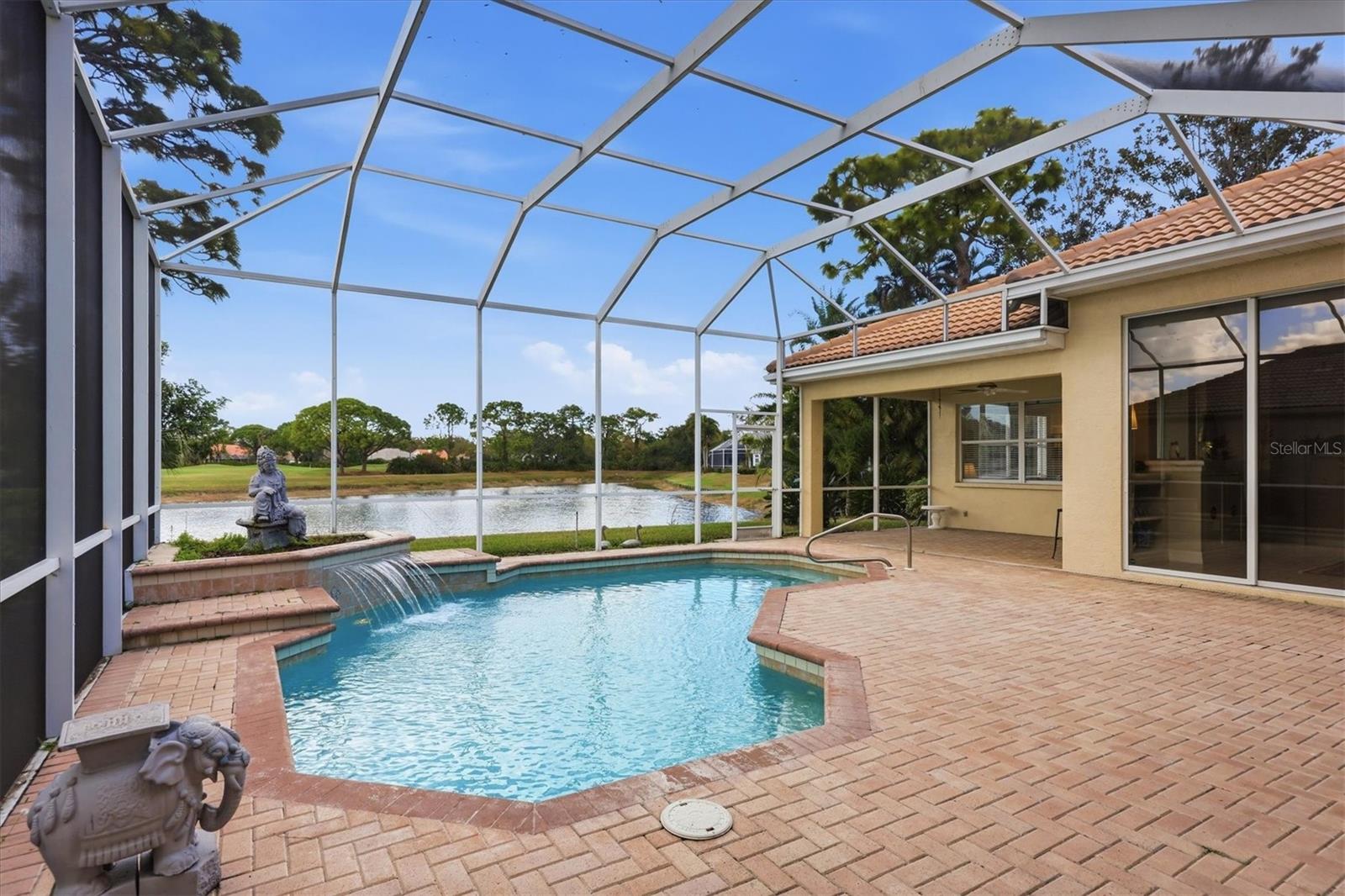 UNIVERSITY PARK COUNTRY CLUB - Residential