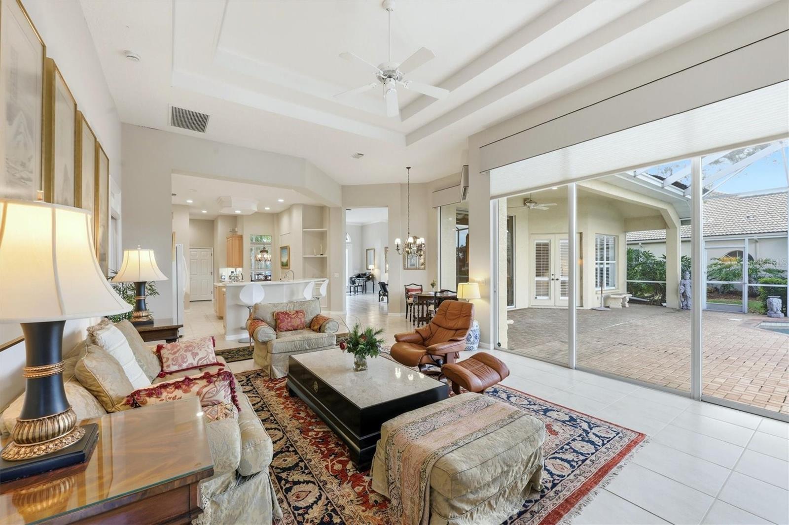 UNIVERSITY PARK COUNTRY CLUB - Residential