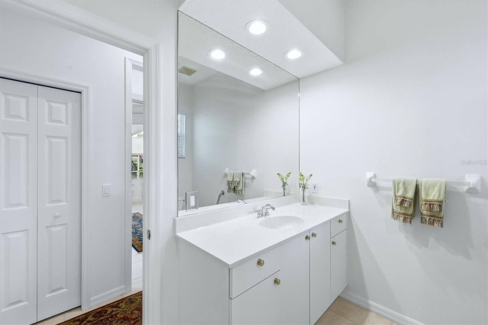 UNIVERSITY PARK COUNTRY CLUB - Residential